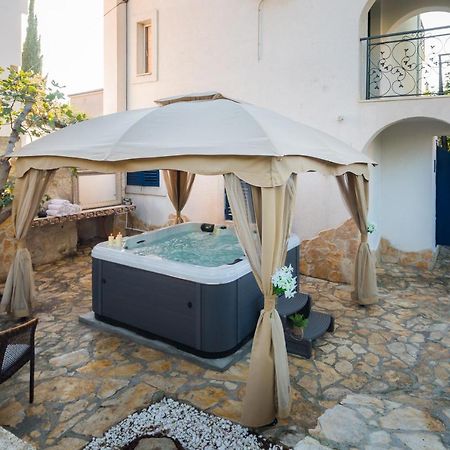 Villa Em Трогир Экстерьер фото