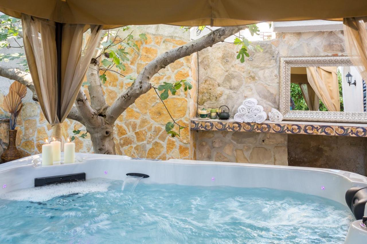 Villa Em Трогир Экстерьер фото